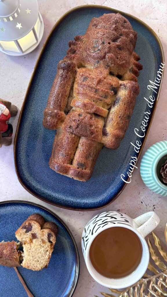 Cake au Fruits Confits dans le Moule Casse-Noisette Scrapcooking